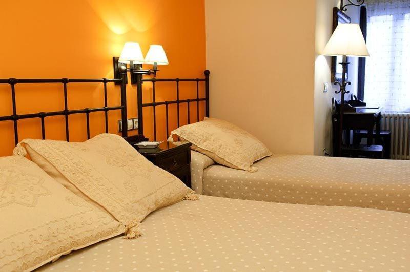 Hostal Vidaller Bielsa Esterno foto